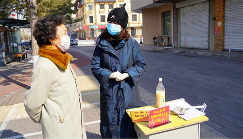 【最美逆行者】戰(zhàn)疫女神，節(jié)日快樂